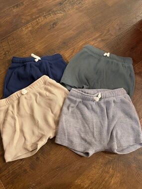 Old Navy Waffle Knit Shorts in Sage and Heather Gray